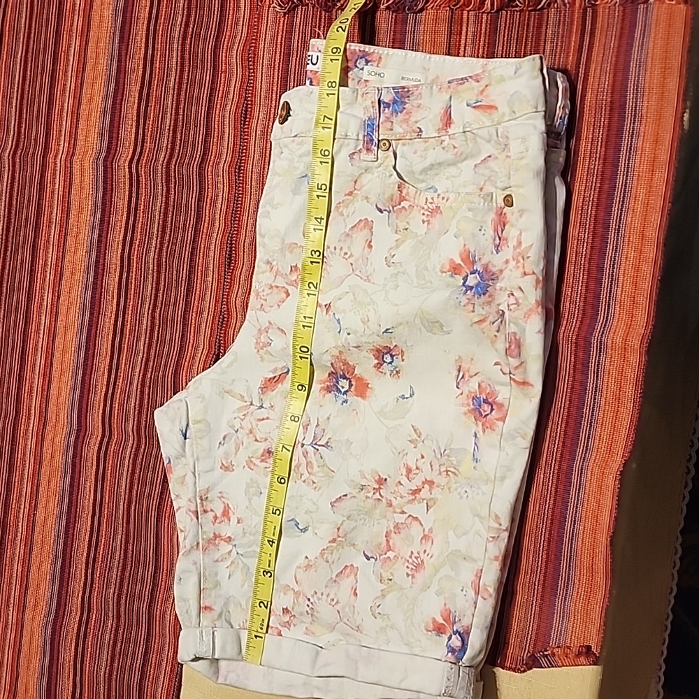 Code Bleu shorts - Picture 7 of 7